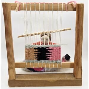 Vintage Navajo Indian Doll Woman Weaving Rug on Loom with Baby / Papoose